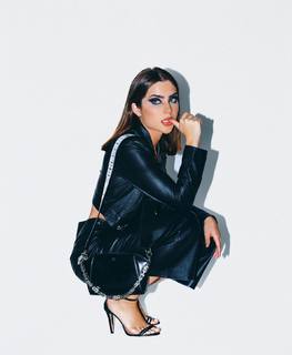 Jade Picon feet photo thumbnail