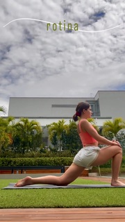 Jade Picon feet photo thumbnail