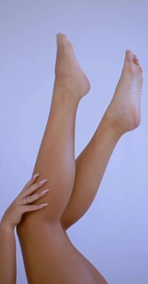 Jade Picon feet photo thumbnail