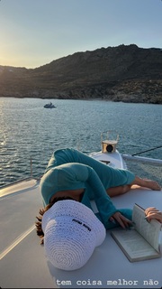 Jade Picon feet photo thumbnail