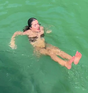 Jade Picon feet photo thumbnail