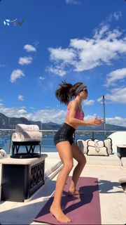 Jade Picon feet photo thumbnail