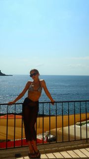 Jade Picon feet photo thumbnail