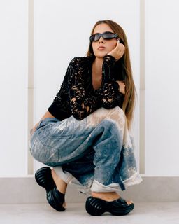 Jade Picon feet photo thumbnail