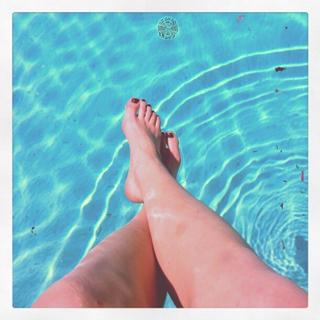 Jade Tailor feet photo 2