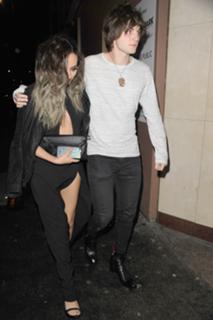 Jade Thirlwall feet photo thumbnail