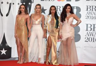 Jade Thirlwall feet photo thumbnail