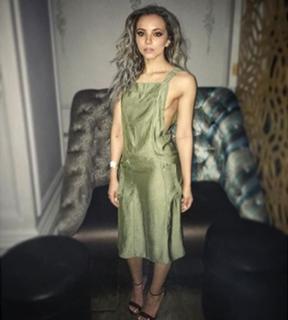 Jade Thirlwall feet photo thumbnail
