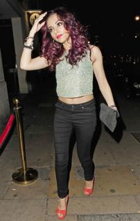 Jade Thirlwall feet photo thumbnail