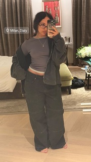 Jade Thirlwall feet photo thumbnail