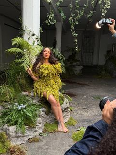 Jade Thirlwall feet photo thumbnail