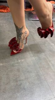 Jade Thirlwall feet photo 9