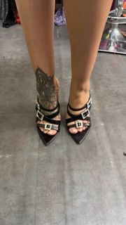 Jade Thirlwall feet photo 8