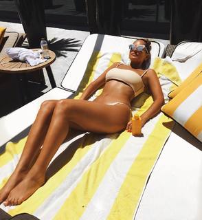 Jade Tuncdoruk feet photo 15