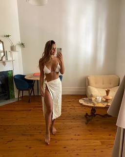 Jade Tuncdoruk feet photo 19