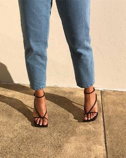 Jade Tuncdoruk feet photo 14