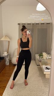 Jade Tuncdoruk feet photo 4