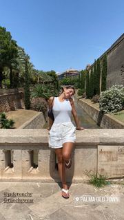Jade Tuncdoruk feet photo 3