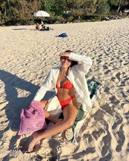 Jade Tuncdoruk feet photo 6