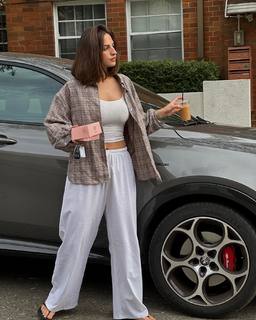 Jade Tuncdoruk feet photo 16