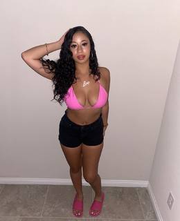 Jaden Newman feet photo thumbnail