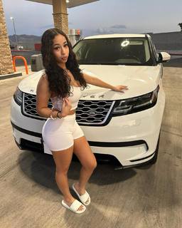 Jaden Newman feet photo thumbnail