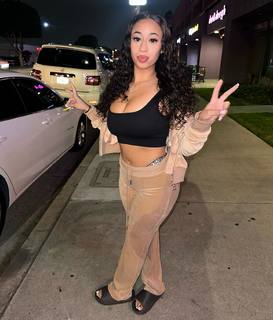 Jaden Newman feet photo thumbnail