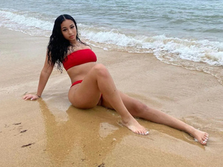 Jaden Newman feet photo thumbnail