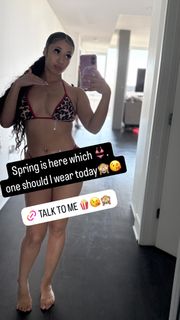 Jaden Newman feet photo thumbnail