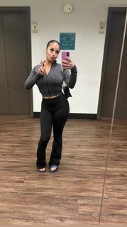 Jaden Newman feet photo thumbnail