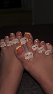 Jaden Newman feet photo thumbnail