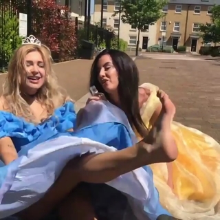 Jahannah James feet photo 2