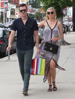 Jaime King feet photo thumbnail