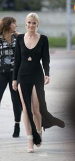 Jaime King feet photo thumbnail