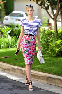Jaime King feet photo thumbnail