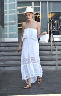 Jaime King feet photo thumbnail