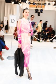 Jaime King feet photo thumbnail