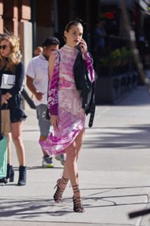 Jaime King feet photo thumbnail