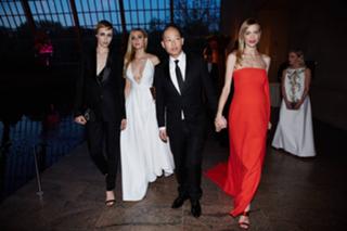 Jaime King feet photo thumbnail
