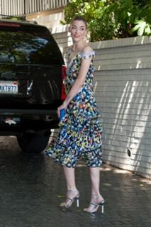 Jaime King feet photo thumbnail
