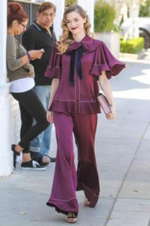 Jaime King feet photo thumbnail