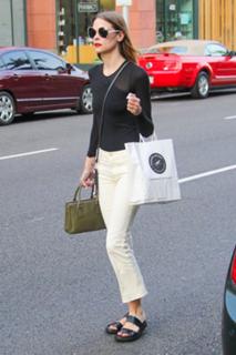 Jaime King feet photo thumbnail