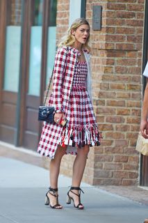 Jaime King feet photo thumbnail