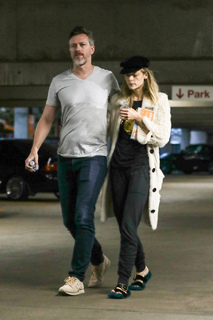 Jaime King feet photo thumbnail