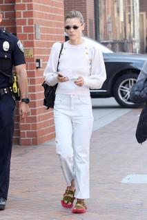 Jaime King feet photo thumbnail