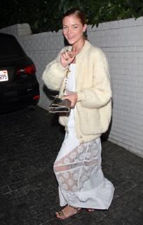 Jaime King feet photo thumbnail