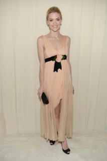 Jaime King feet photo thumbnail