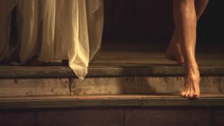 Jaime Murray feet photo thumbnail