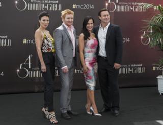 Jaime Murray feet photo thumbnail