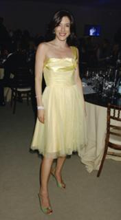 Jaime Murray feet photo thumbnail